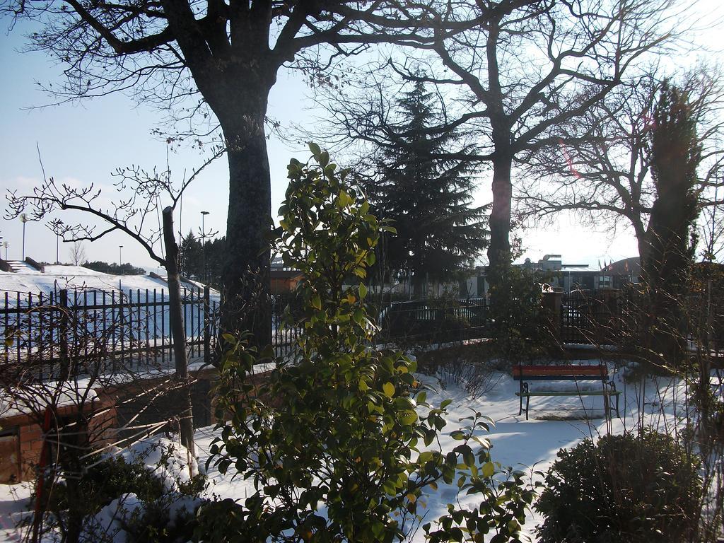B&B Dimora Morelli Gubbio Exterior photo